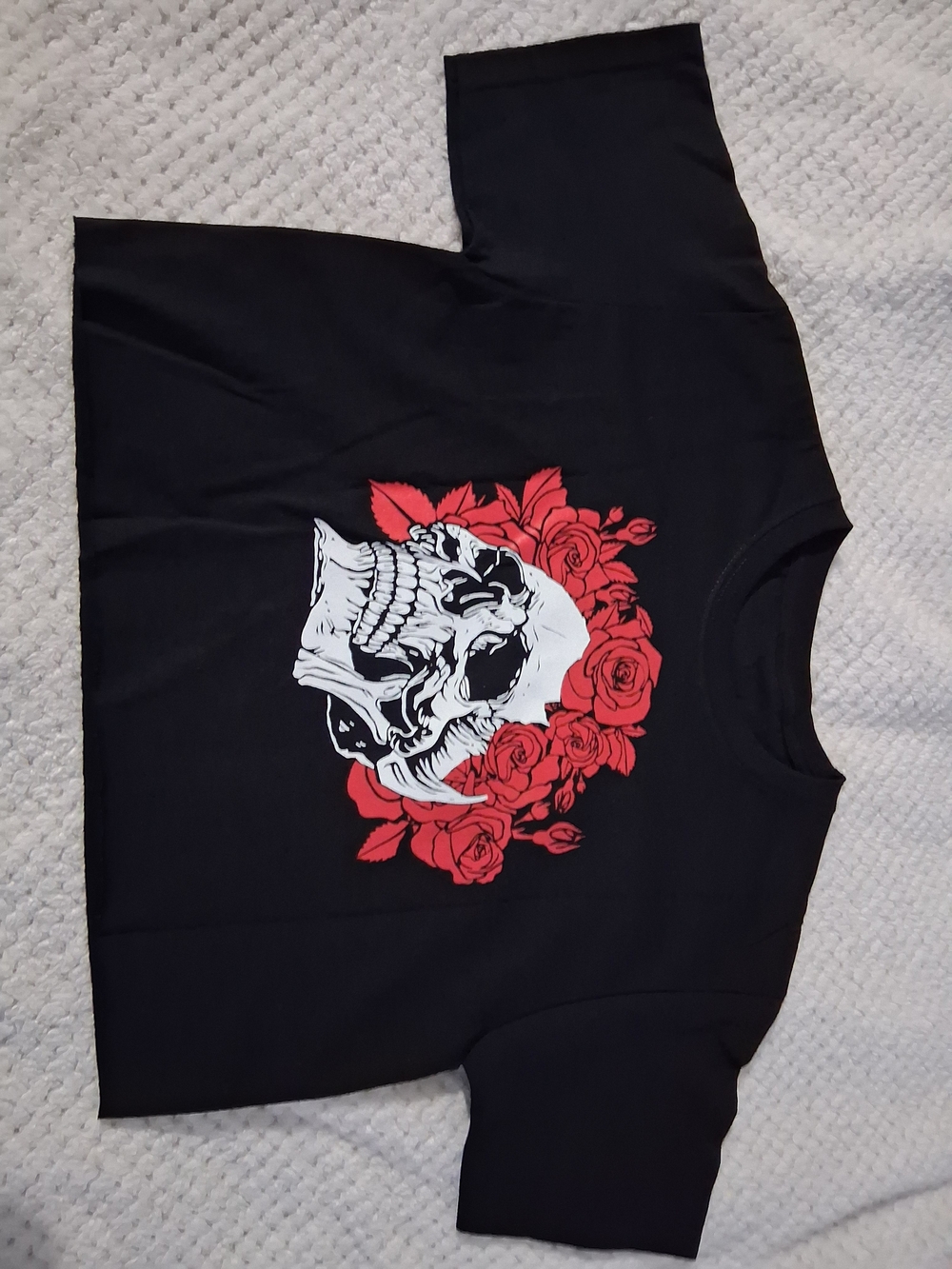 Black Women's Skull & Red Rose Graphic Tee